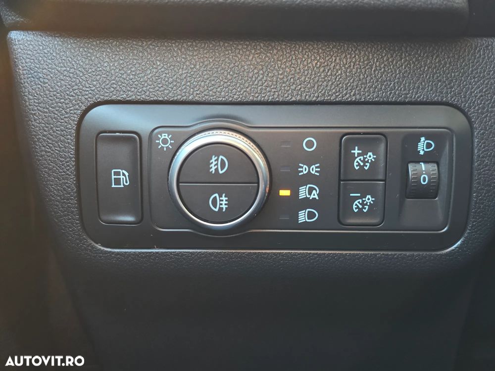 Ford Kuga 2.5 Duratec PHEV Titanium - 12