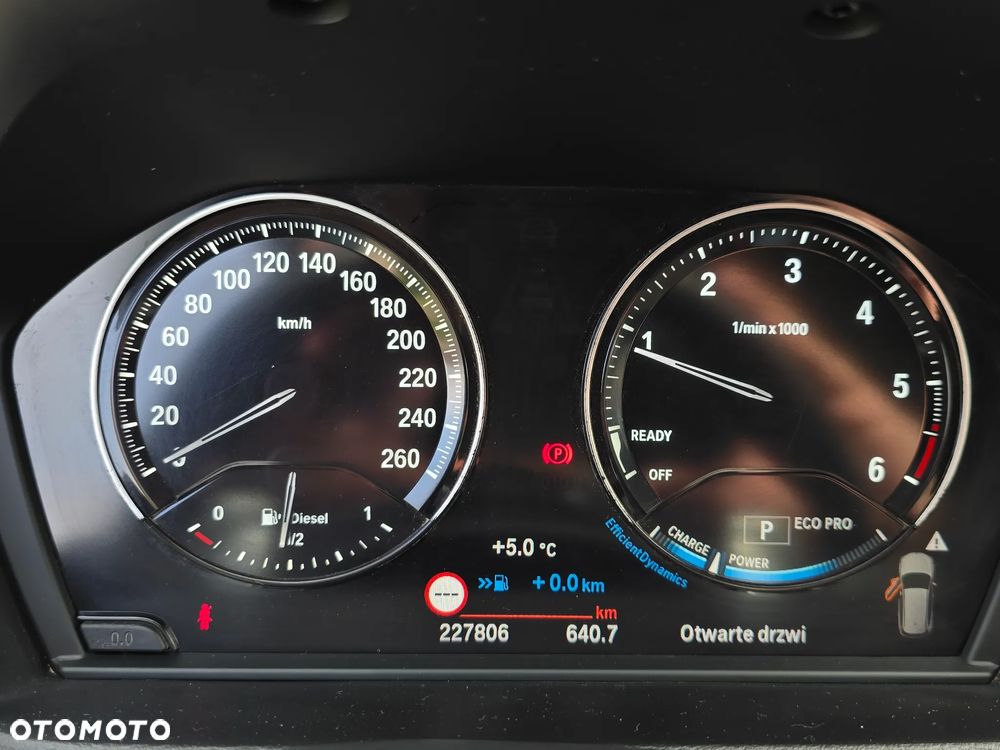 BMW X1 xDrive20d xLine sport - 26