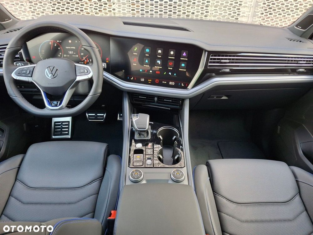 Volkswagen Touareg - 26