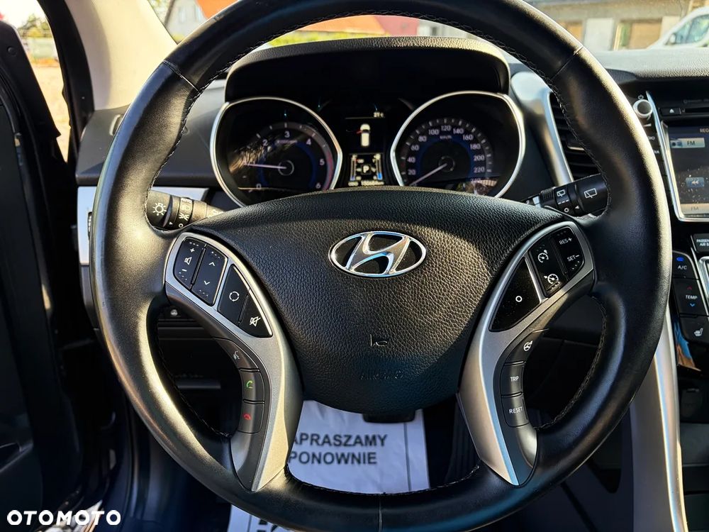 Hyundai i30 blue 1.6 CRDi DCT Passion - 22