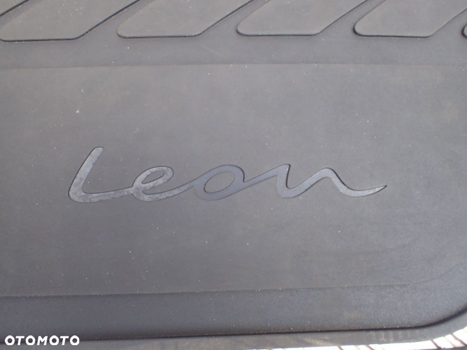 KOMPLET DYWANIKÓW SEAT LEON IV 5FB061500041 RADOM - 3