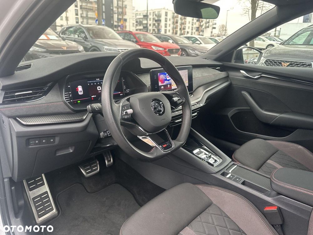 Skoda Octavia 2.0 TSI RS DSG - 12