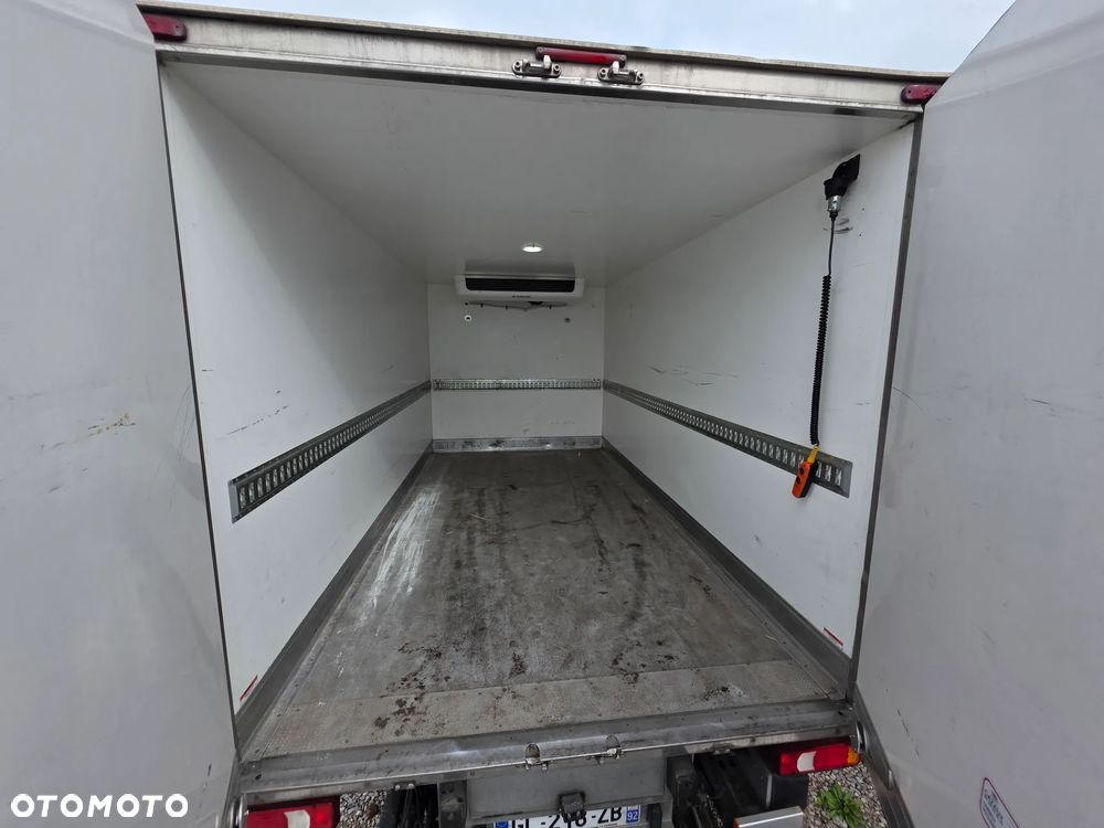 Iveco Daily 35C16 himatic 3,0 automat 160KM chłodnia winda - 30