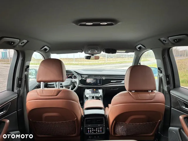 Audi Q7 - 8