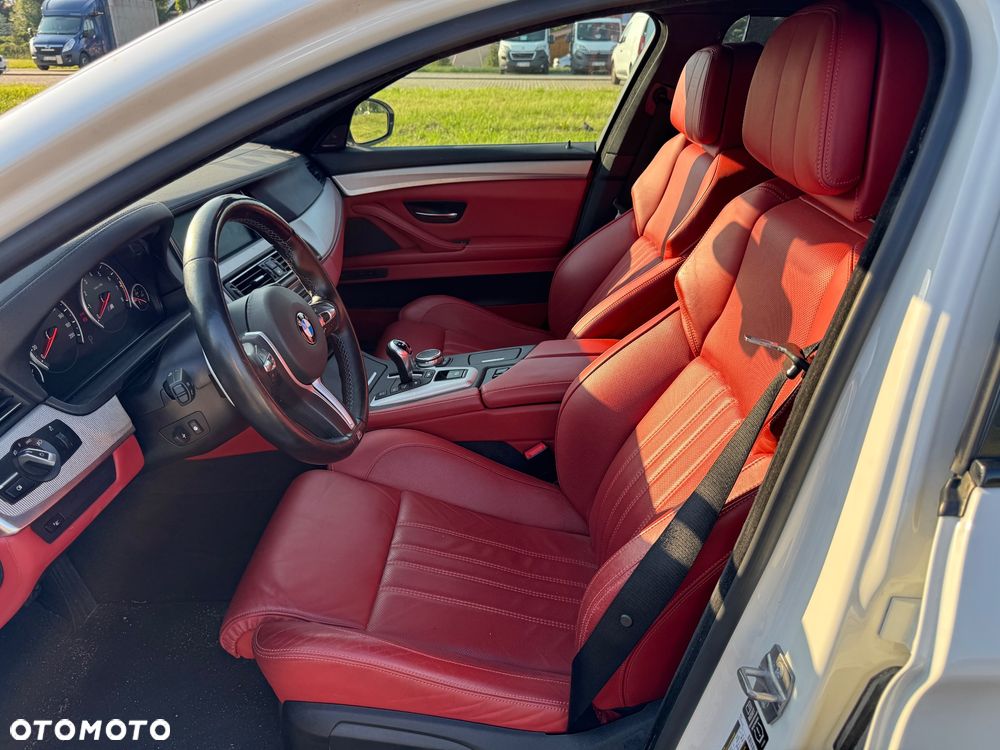 BMW M5 Standard - 8