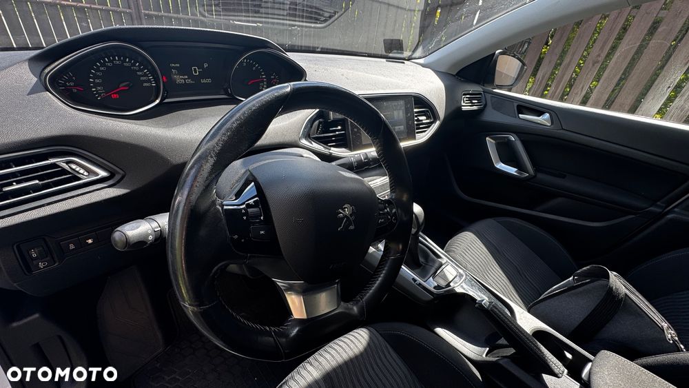 Peugeot 308 - 14