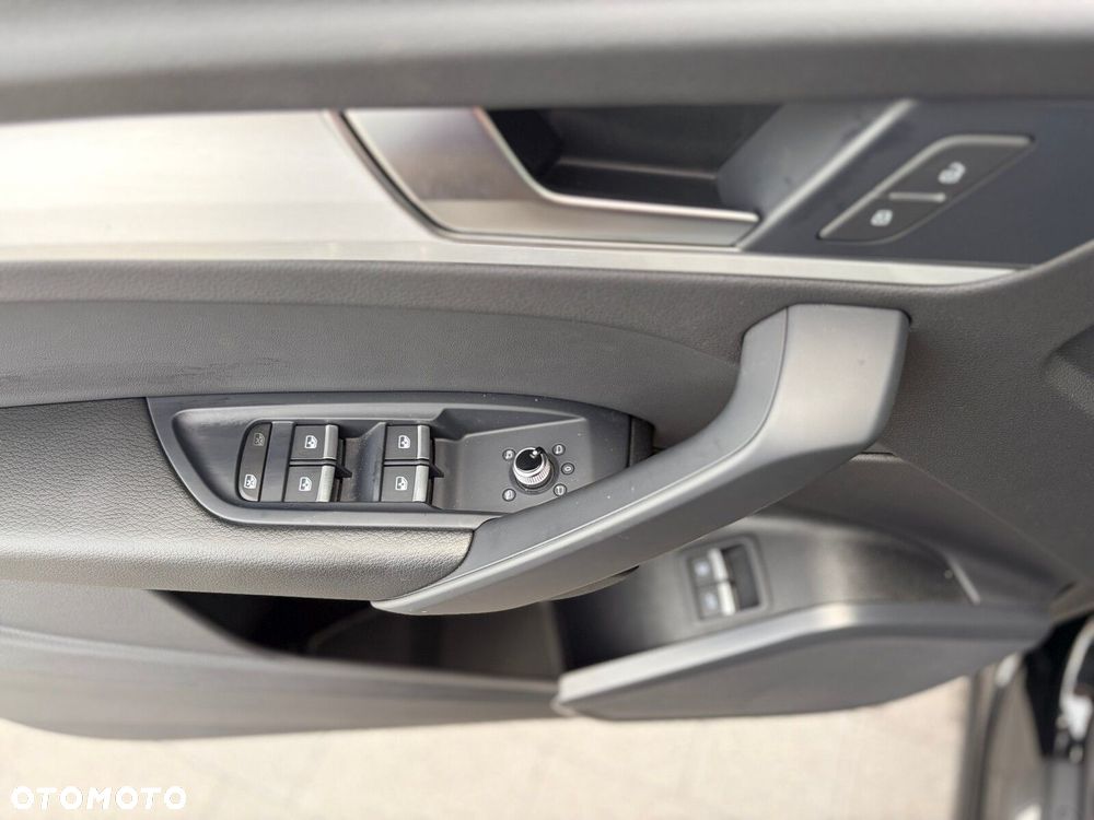 Audi Q5 Sportback - 11