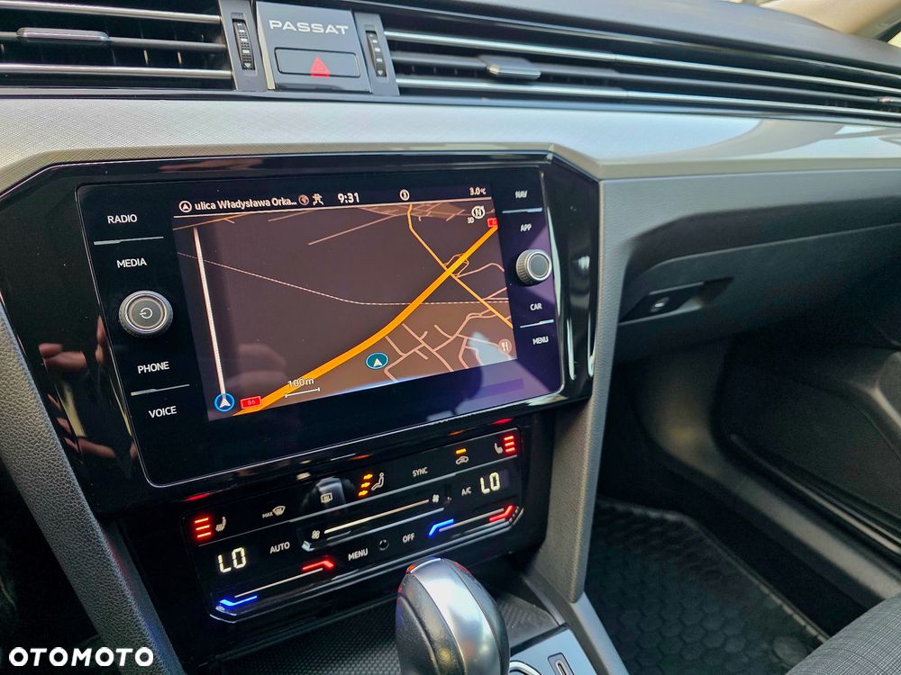 Volkswagen Passat 2.0 TDI EVO Business DSG - 30