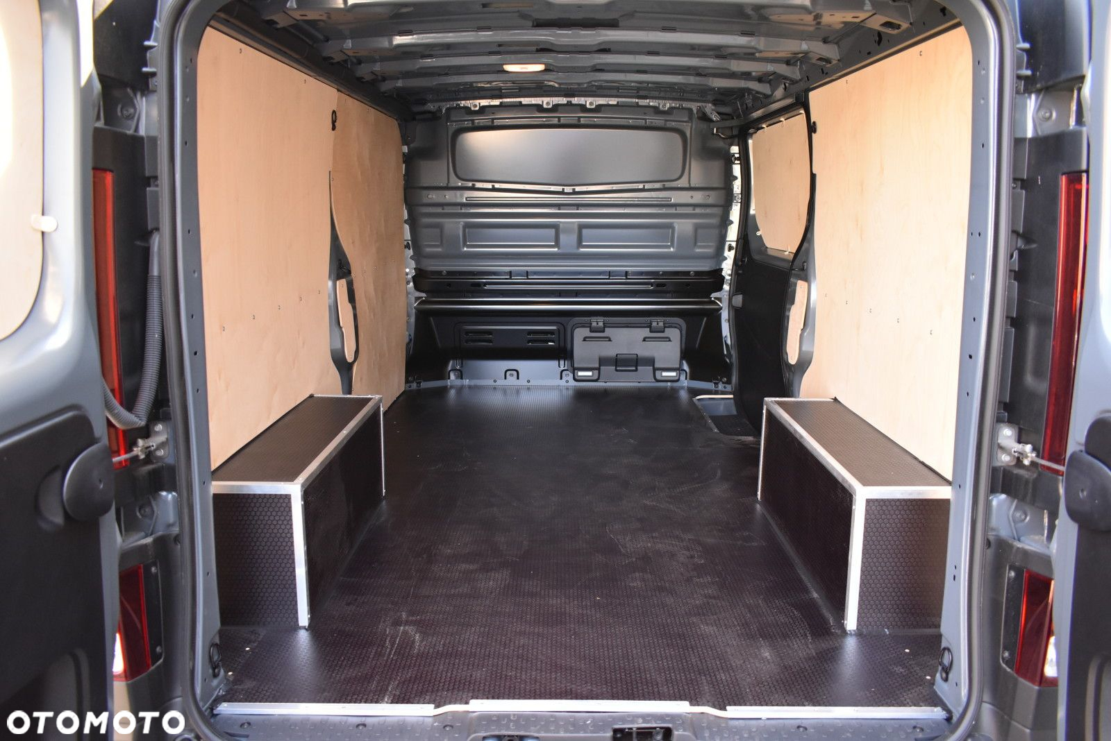 Renault Trafic - 11