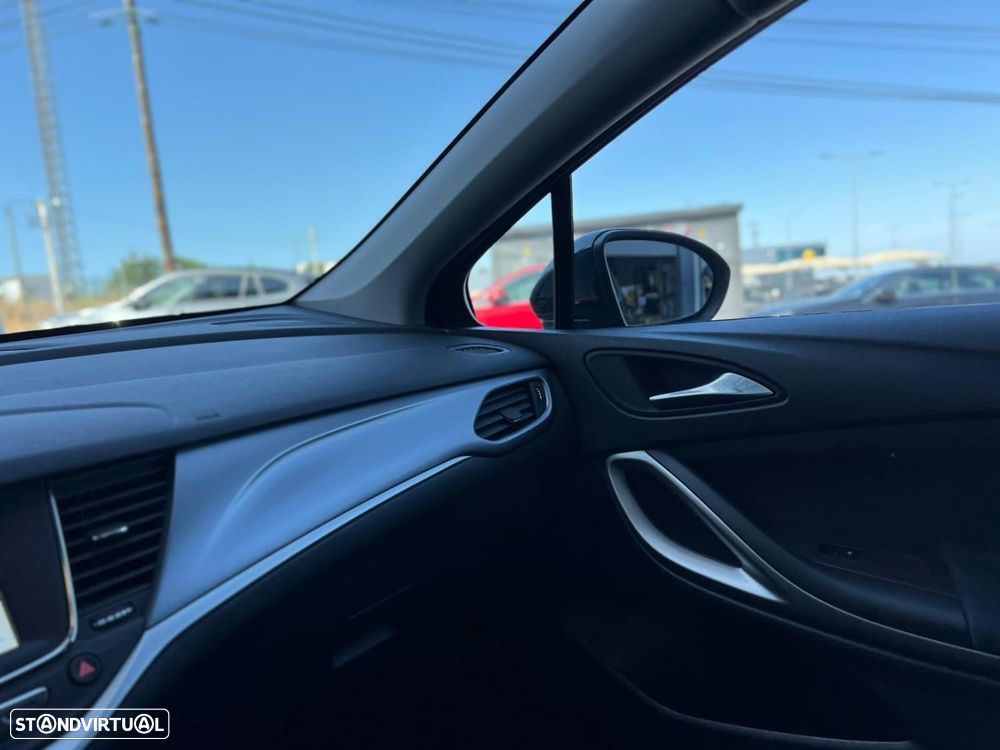Opel Astra 1.2 Turbo S&S Elegance - 10