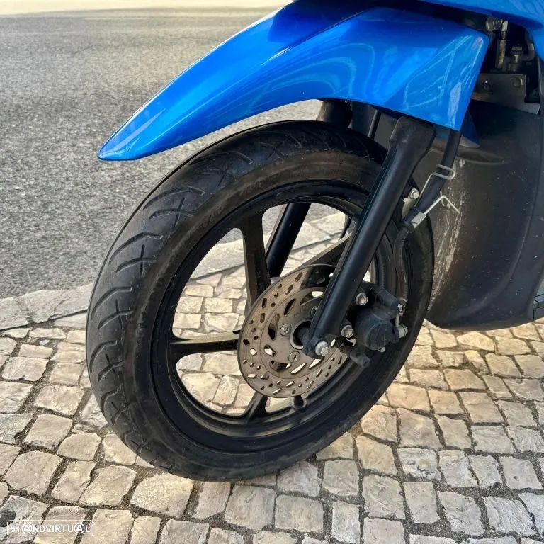 Suzuki Adress 110 - 5