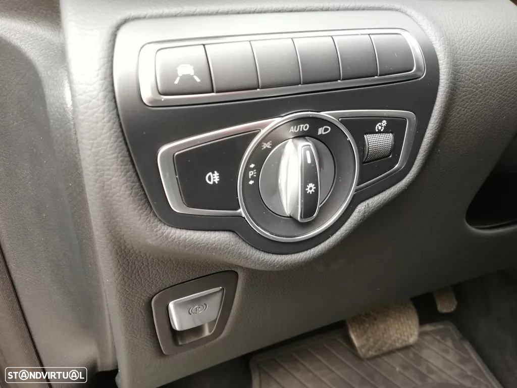 Mercedes-Benz V 220 d Longo Aut. - 20