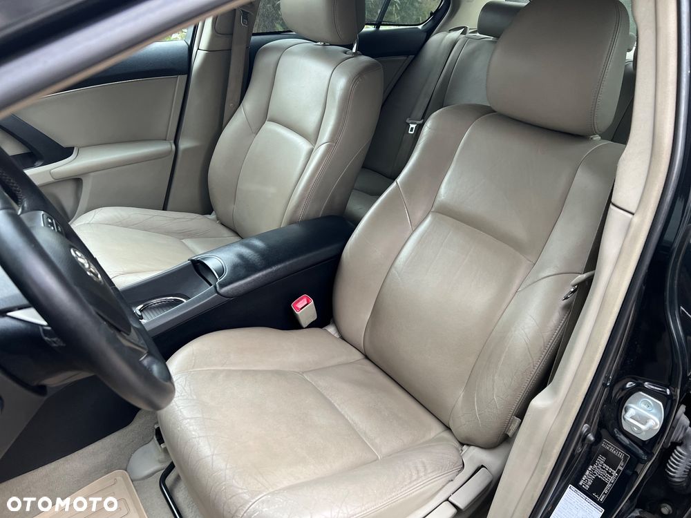 Toyota Avensis 2.0 D-4D Platinium - 21