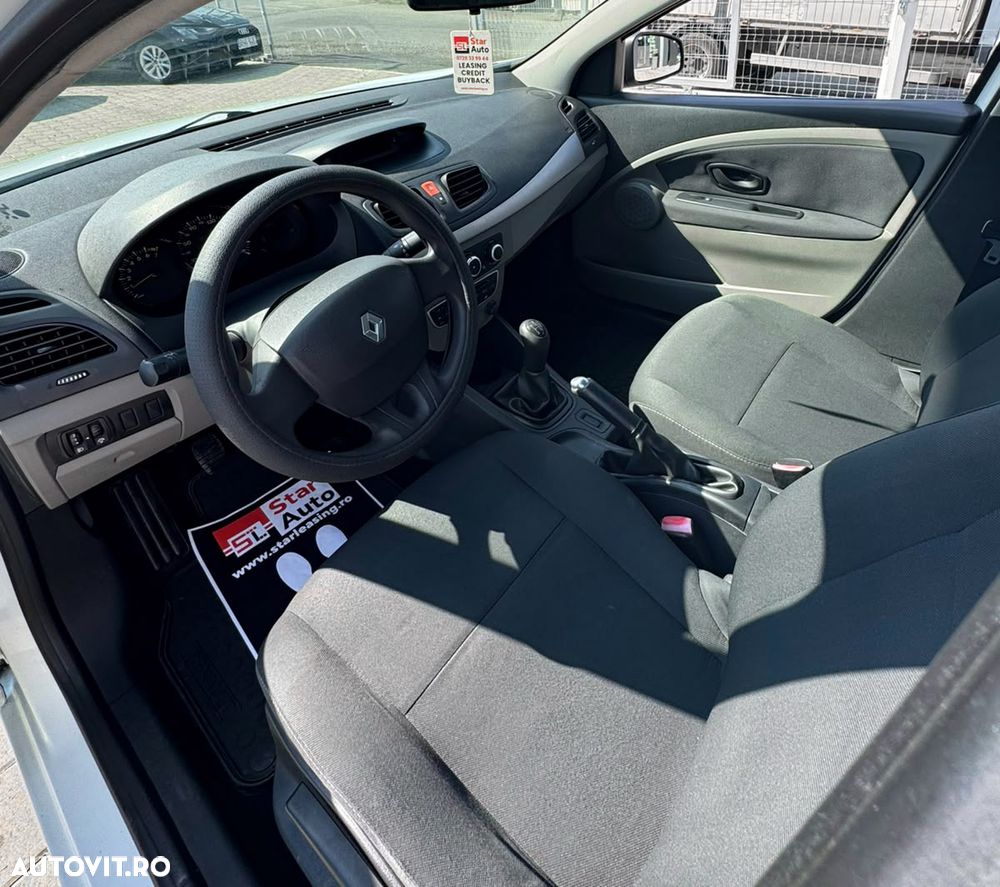 Renault Fluence 1.6 16V Authentique - 12