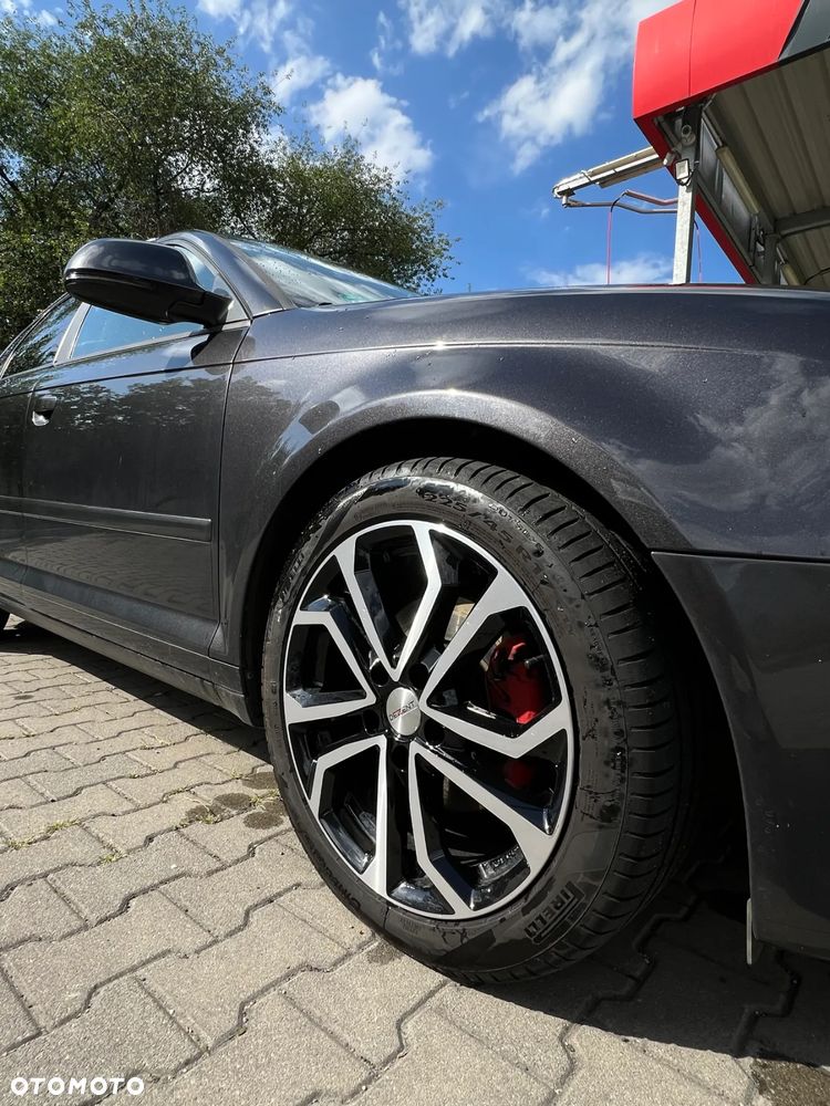 Audi A3 2.0 TDI DPF Ambiente - 2