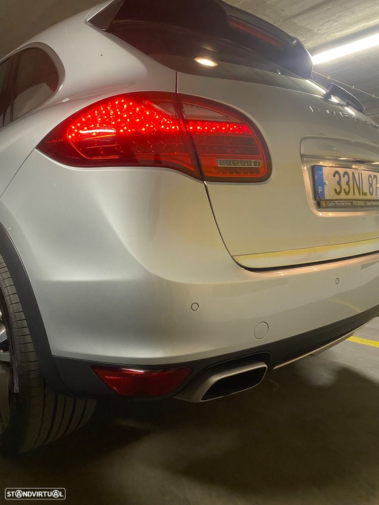 Porsche Cayenne S - 6