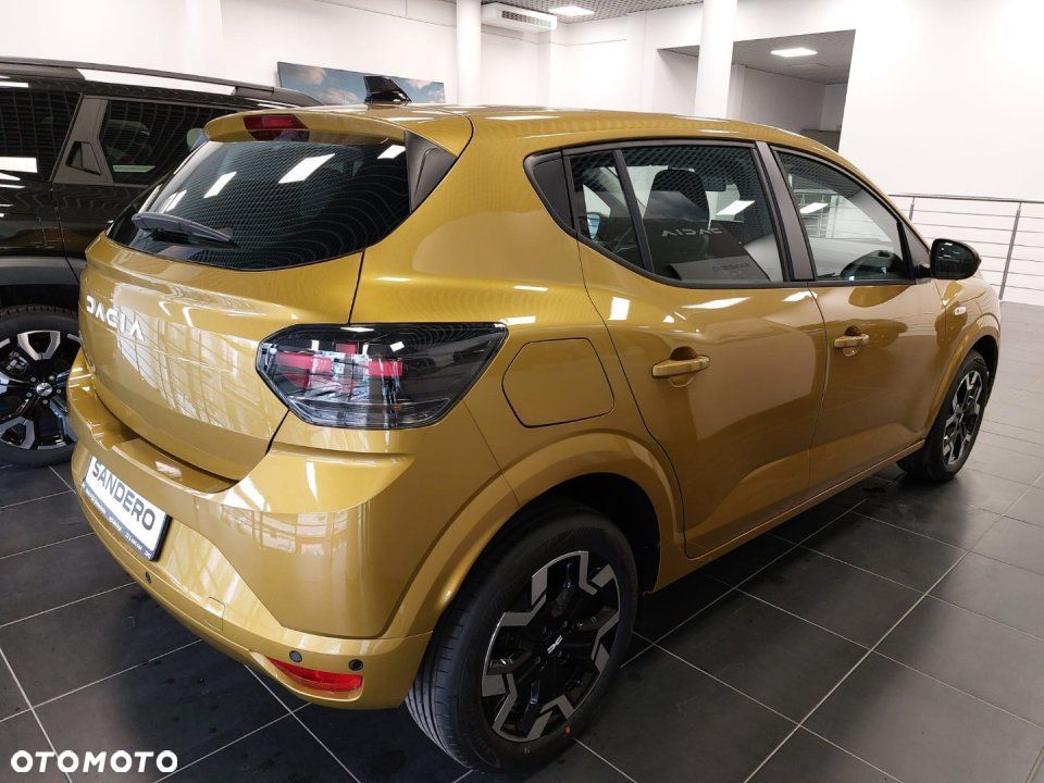 Dacia Sandero - 4