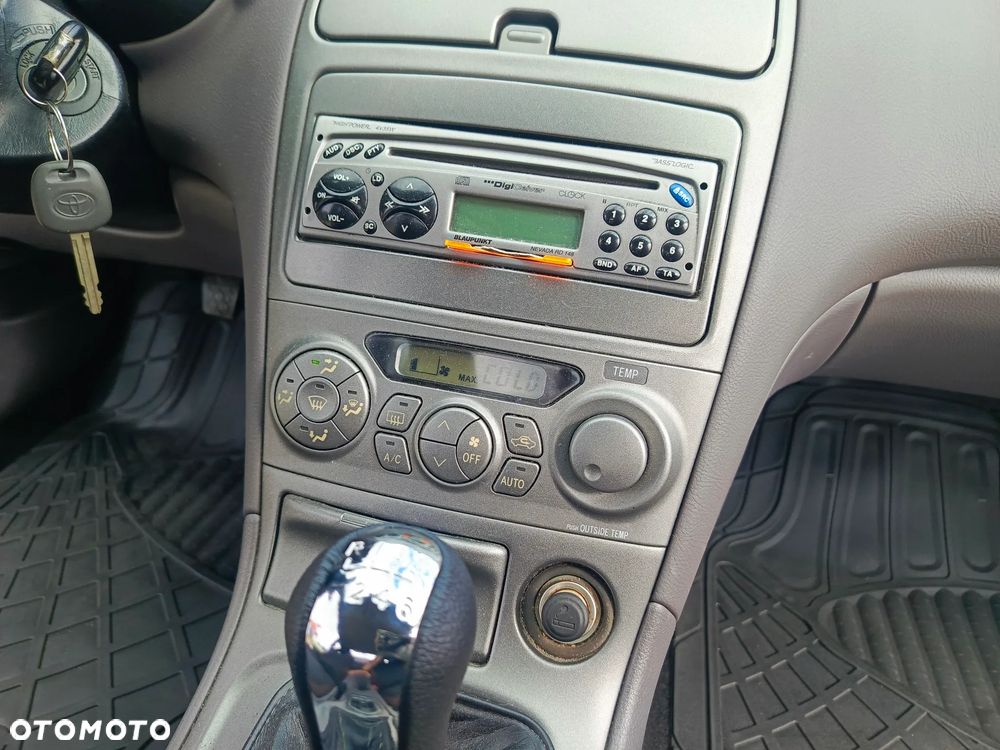 Toyota Celica 1.8 VVT-i Sol - 27