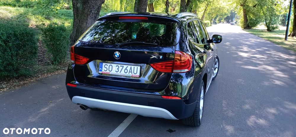 BMW X1 sDrive18i xLine - 9