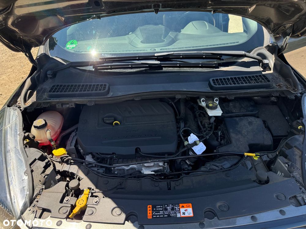Ford Kuga 1.5 EcoBoost 2x4 ST-Line - 39