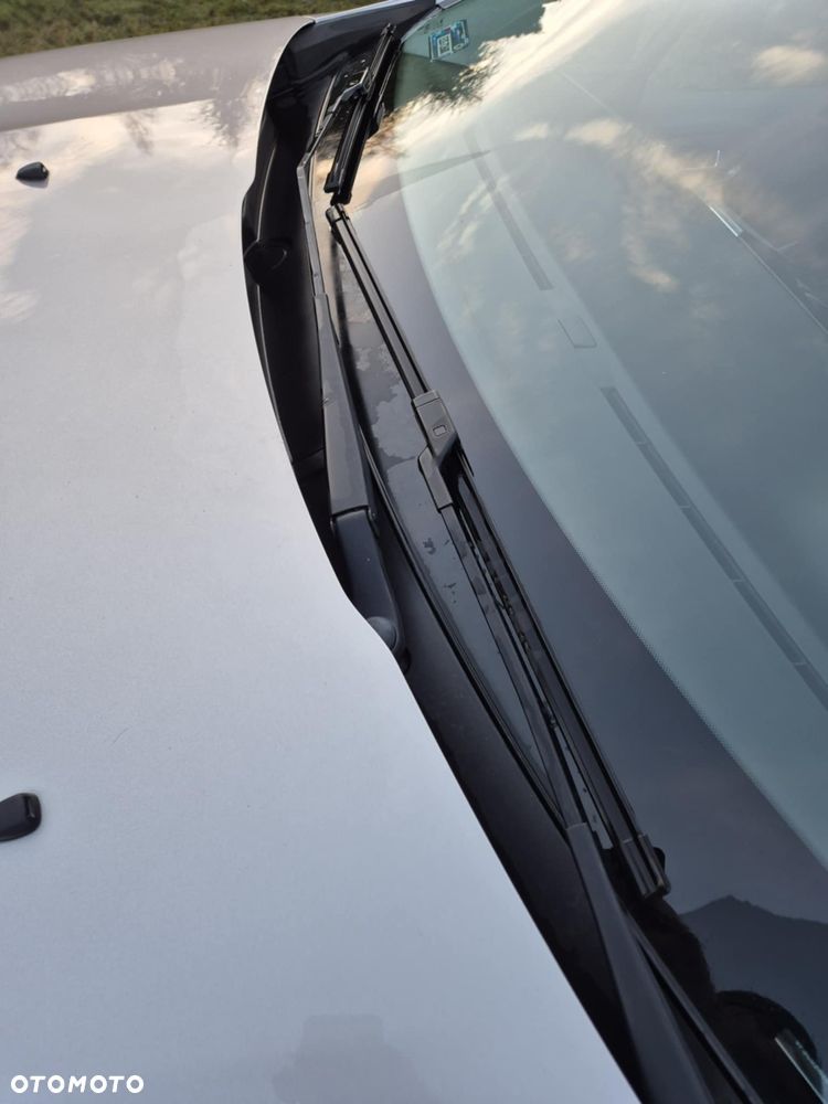 Peugeot 2008 1.6 BlueHDi Style - 13