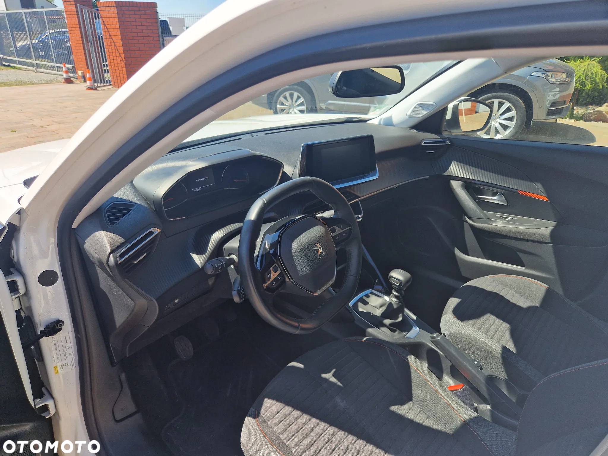 Peugeot 2008 BlueHDi 110 Active Pack - 14