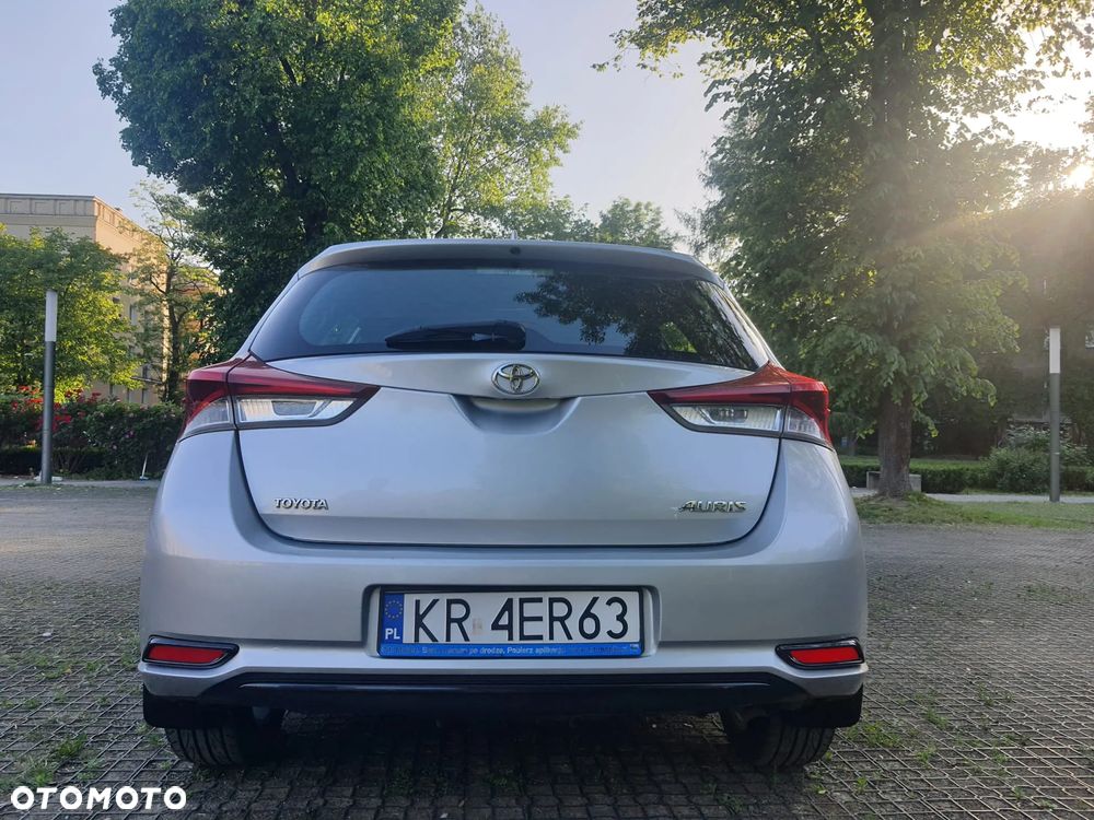 Toyota Auris 1.6 Active - 3