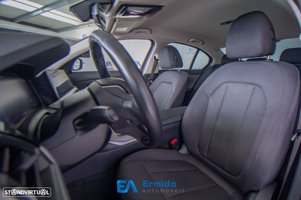 BMW 330 e Auto - 23