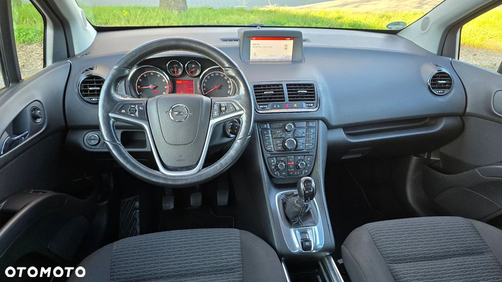 Opel Meriva - 10
