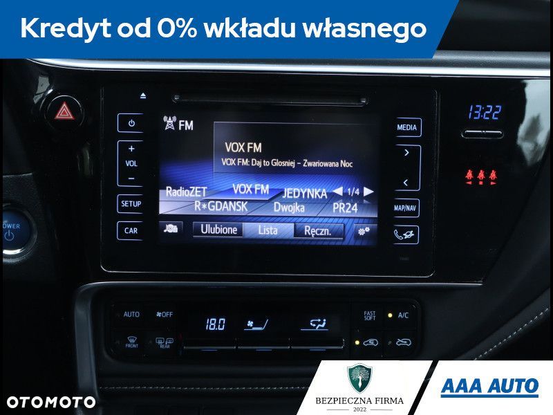 Toyota Auris - 13
