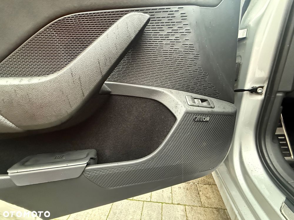 Skoda Octavia 2.0 TSI RS DSG - 11