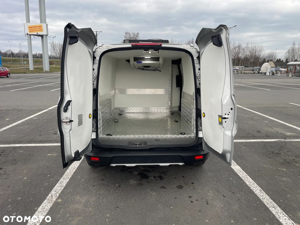 Ford Transit Connect - 8