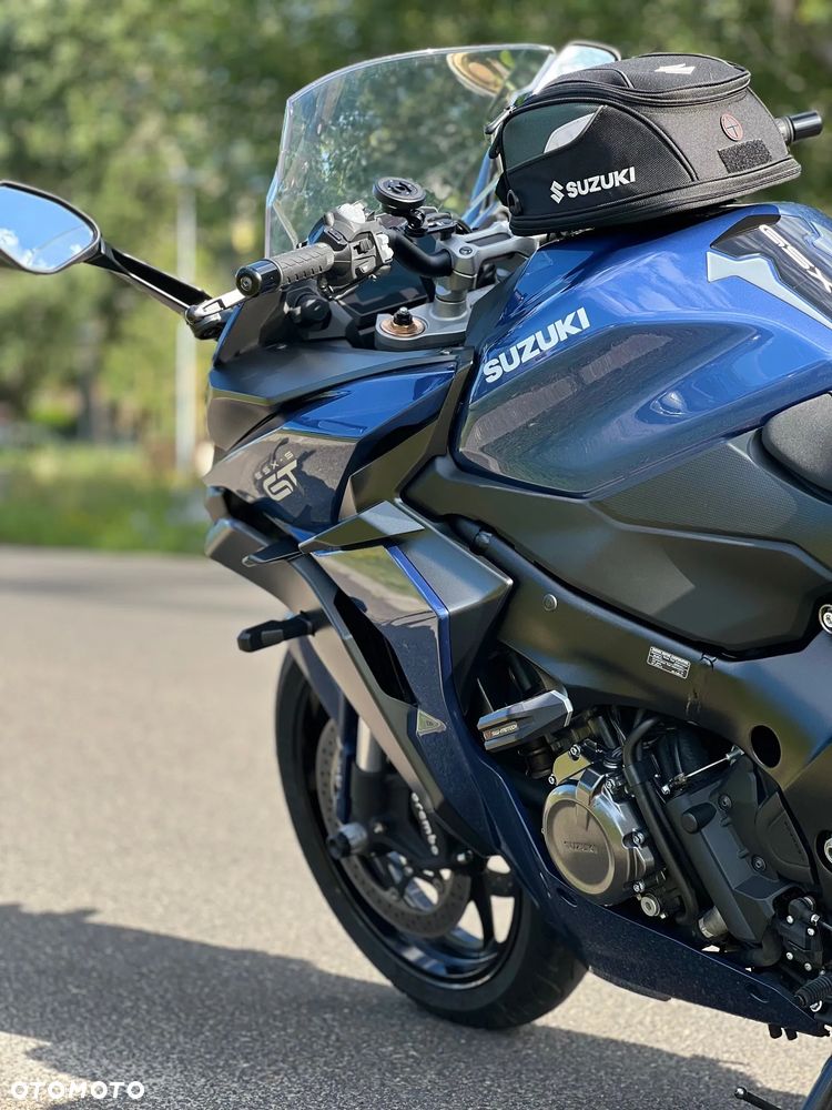 Suzuki GSX 1000 - 6