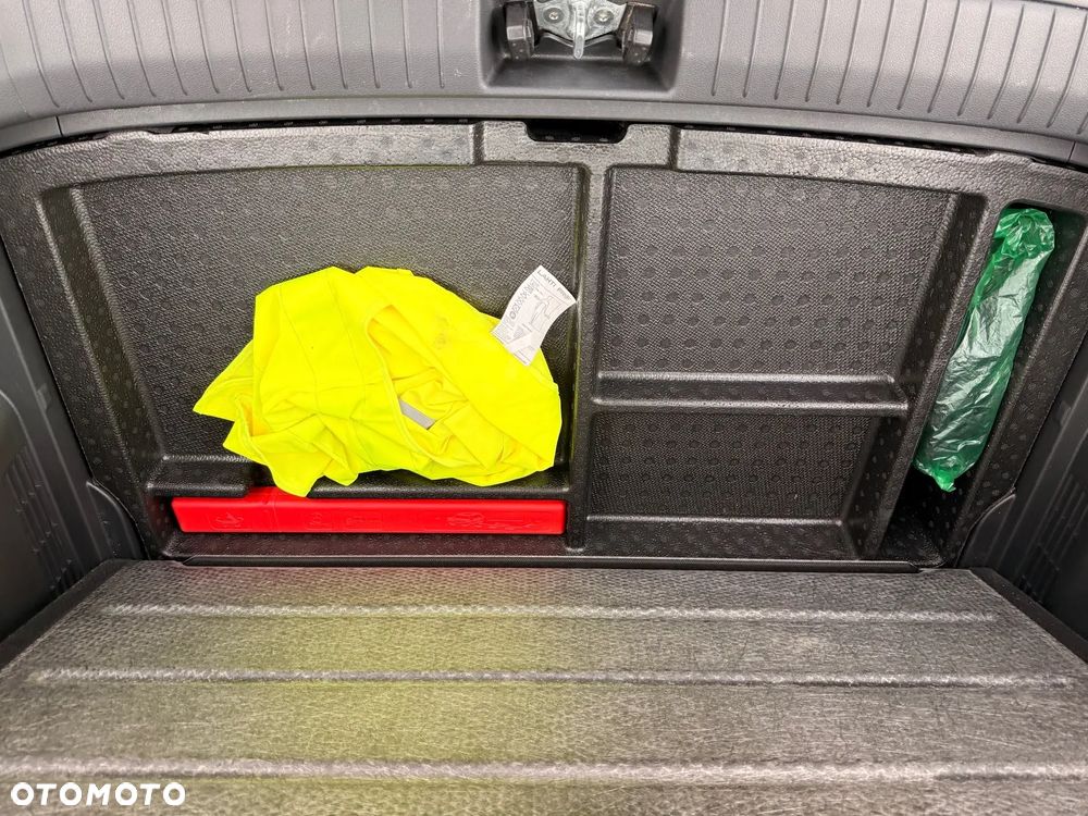 Hyundai Kona Electric 39kWh Executive - 19