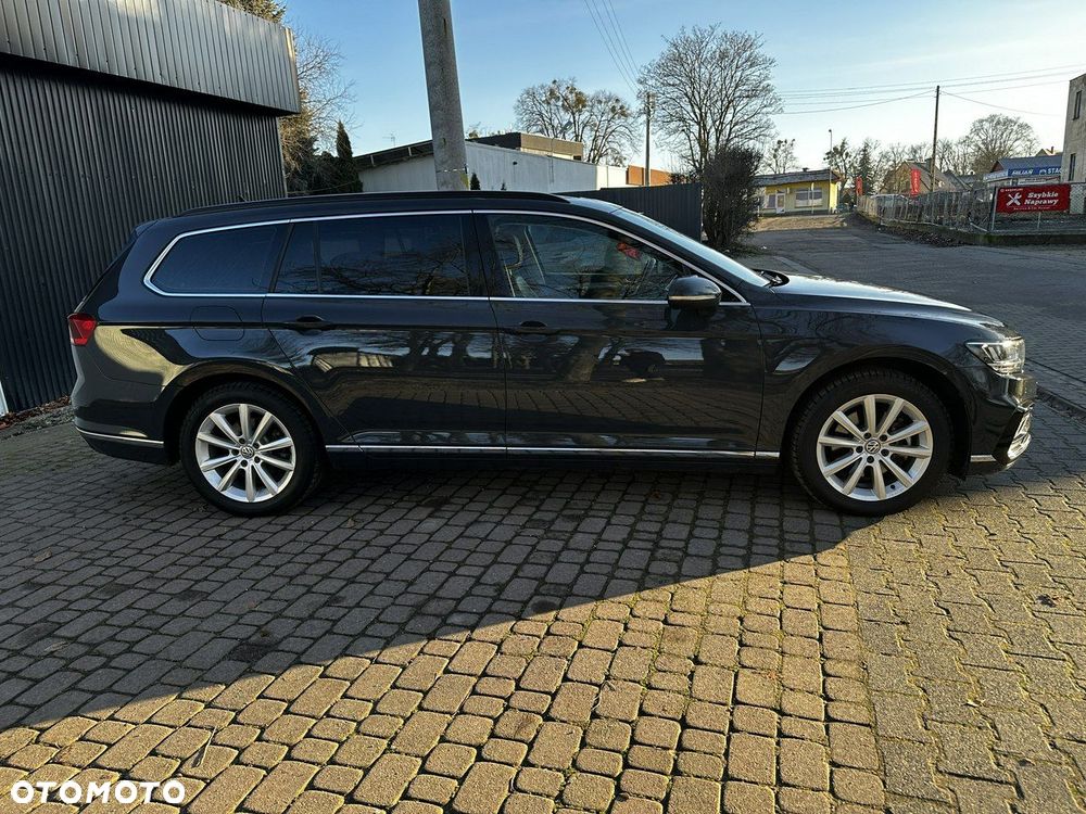 Volkswagen Passat - 21
