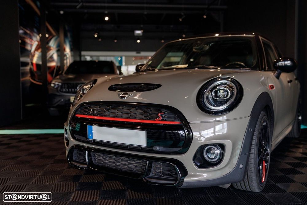 MINI 5 Portas Cooper S Aut. JCW - 2