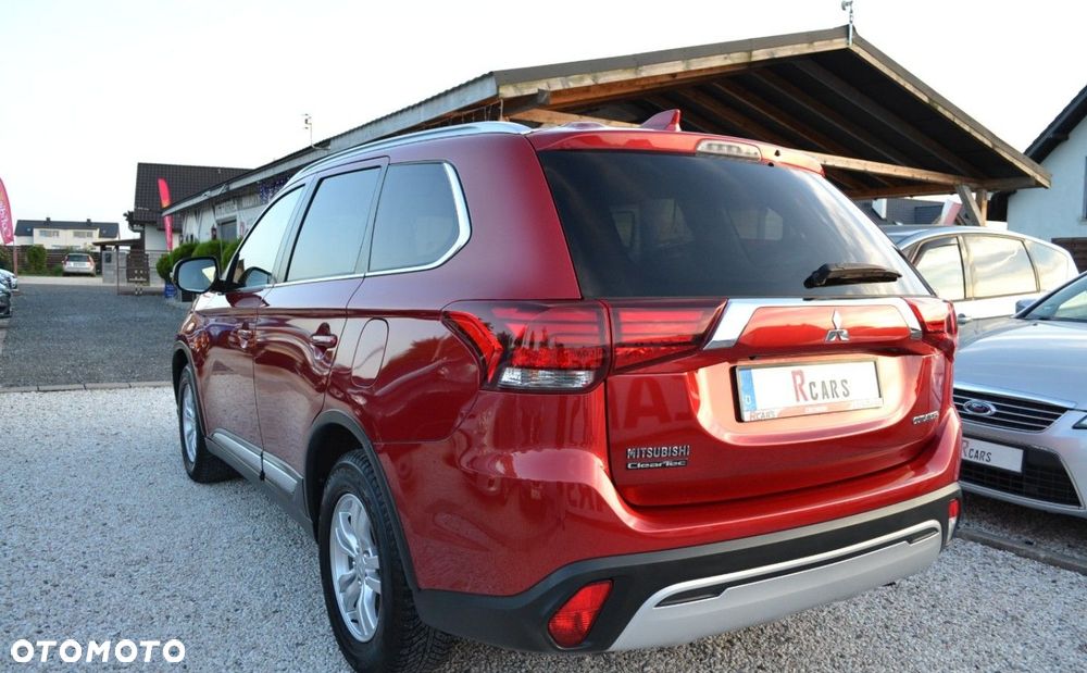 Mitsubishi Outlander 2.0 Intense + 2WD - 3