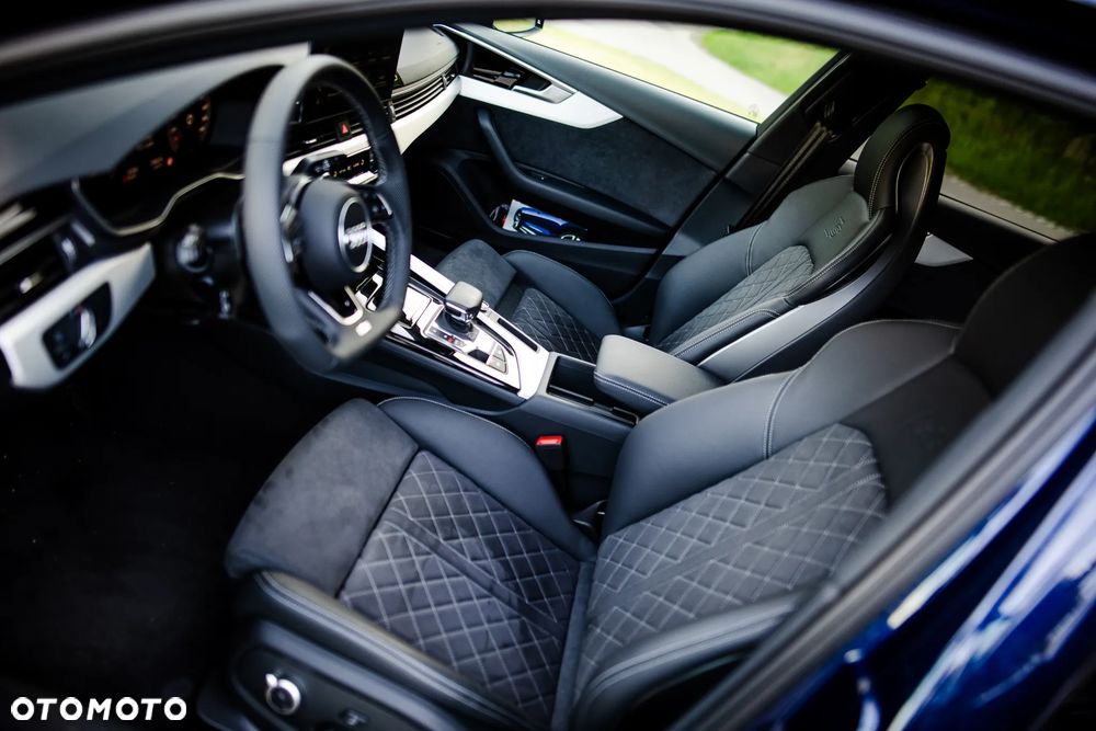 Audi A4 Limousine 40 TFSI mHEV S Line S tronic - 29