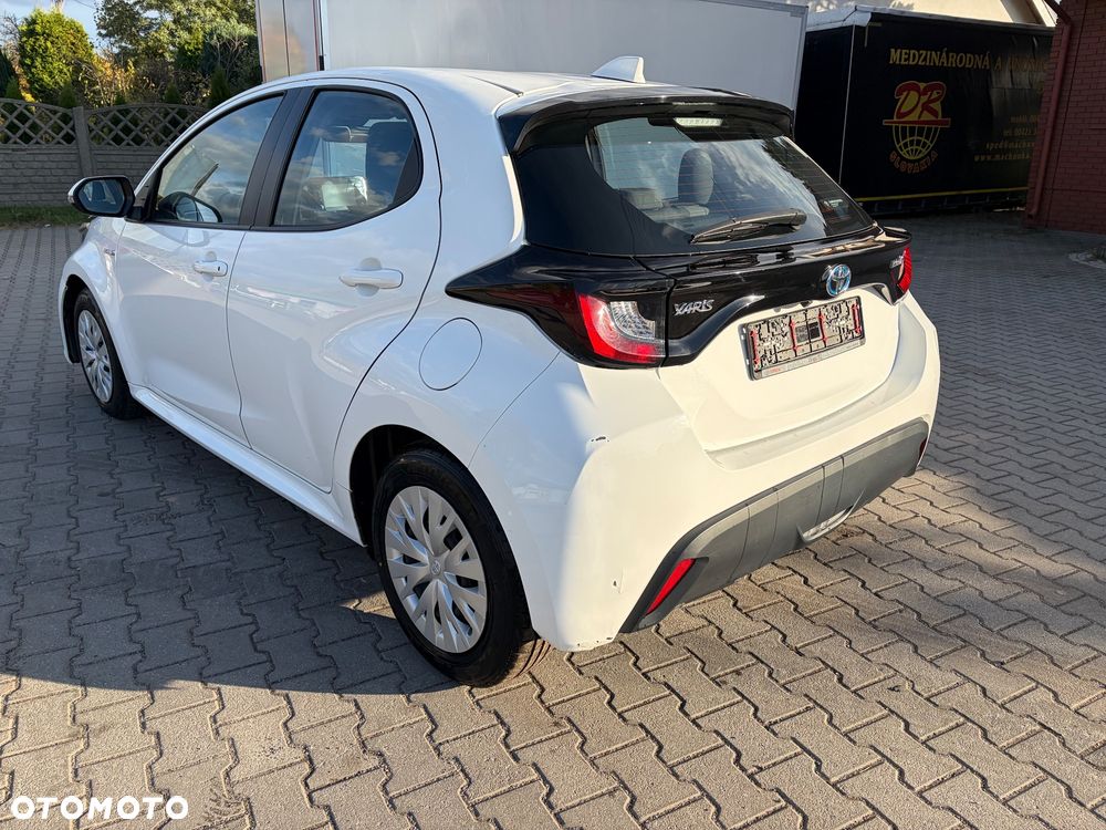Toyota Yaris 2021 photo 4