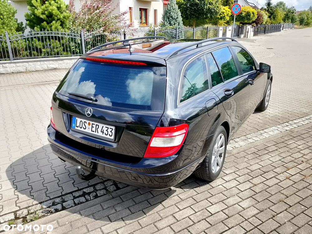Mercedes-Benz Klasa C 180 CGI BlueEff Classic - 6