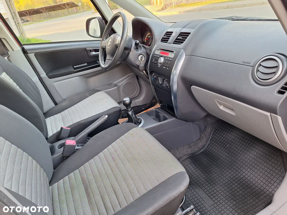 Suzuki SX4 Classic 1.6 VVT 4x4 Style - 29