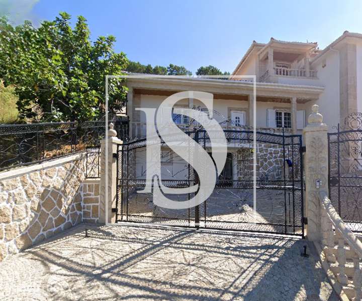 Moradia com 6 suítes e Piscina - Grande imagem: 2/3