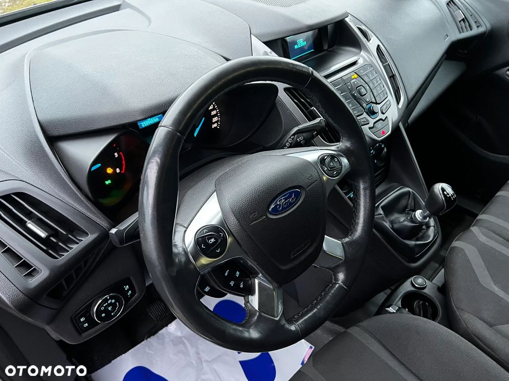 Ford Transit Connect - 13