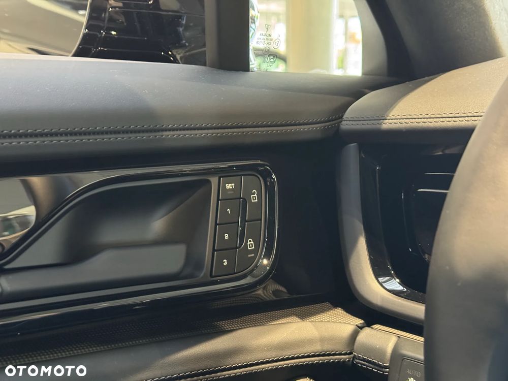 Porsche Panamera Turbo E-Hybrid PHEV - 20