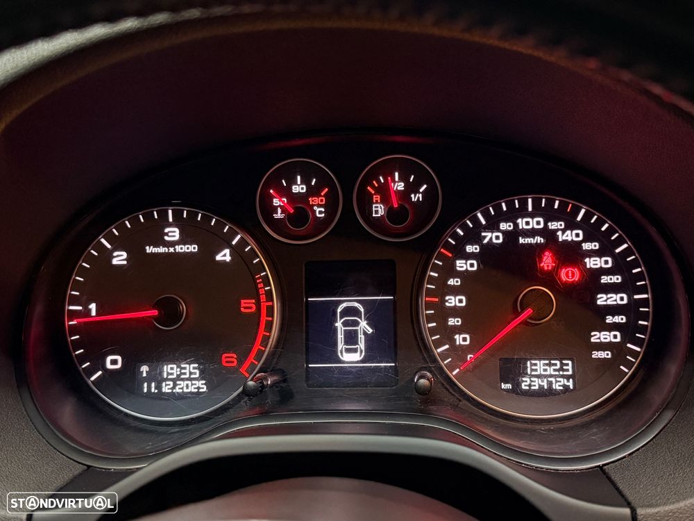 Audi A3 Sportback 2.0 TDI DPF S line Sport Pack - 28