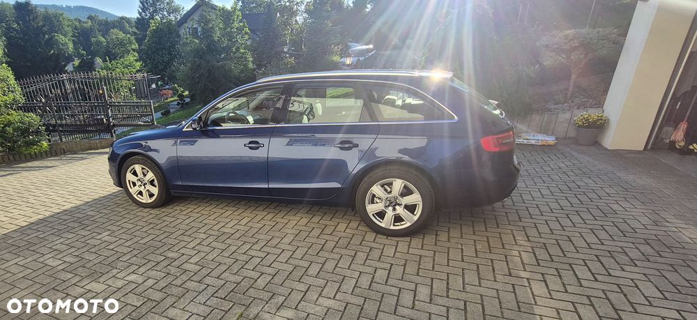 Audi A4 Avant 2.0 TDI DPF Ambition - 12