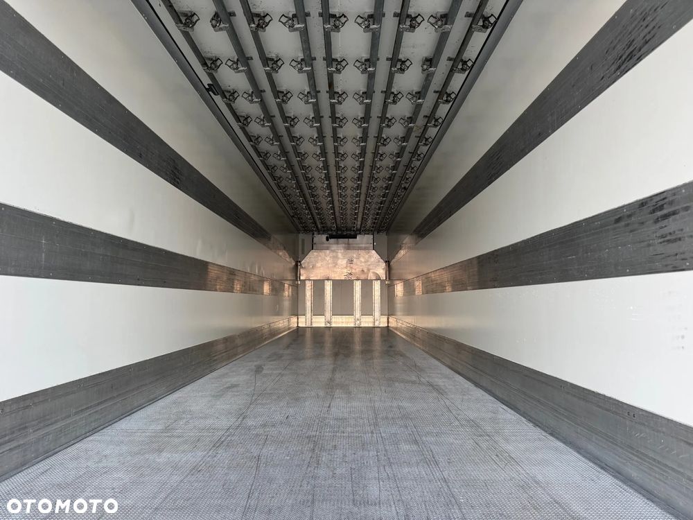 Krone Hakowa, Carrier Vector HE19, Nowe opony!! - 13