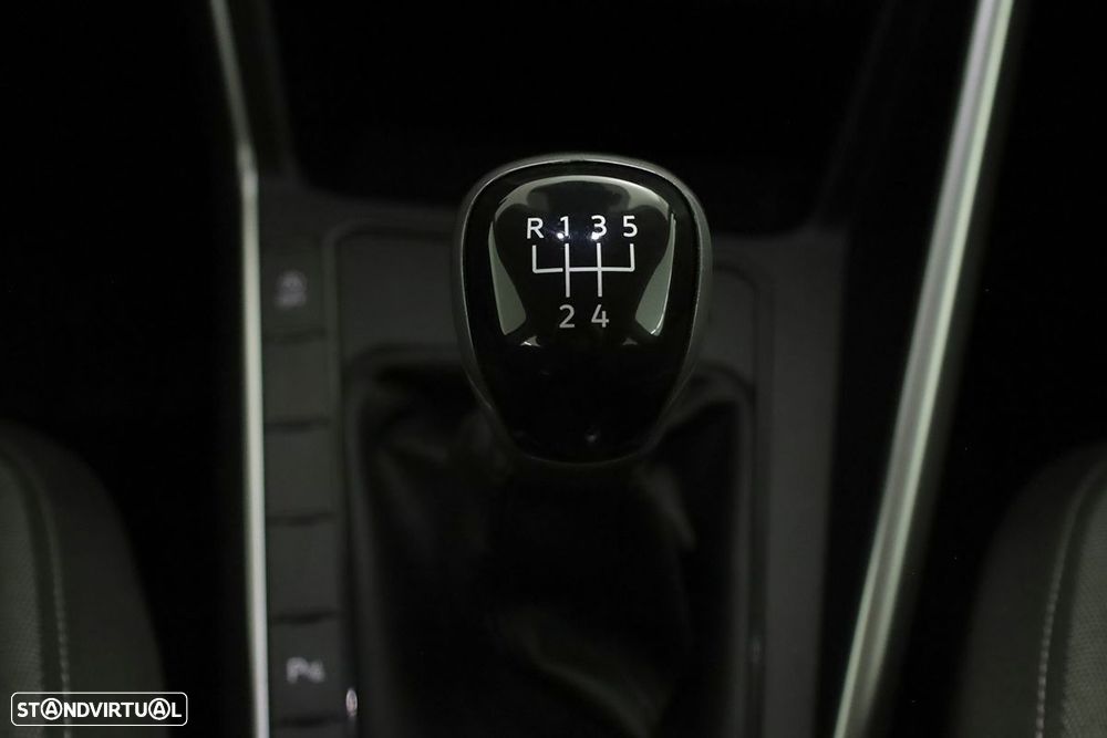VW Taigo 1.0 TSI Urban - 13
