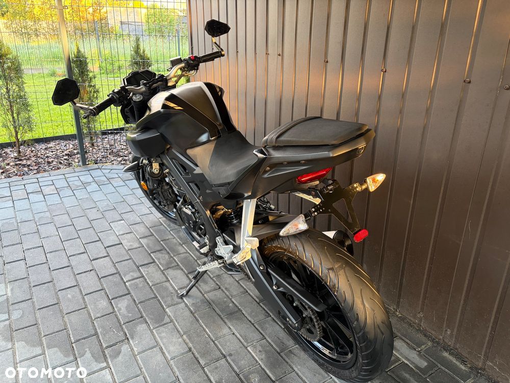 Yamaha MT - 20