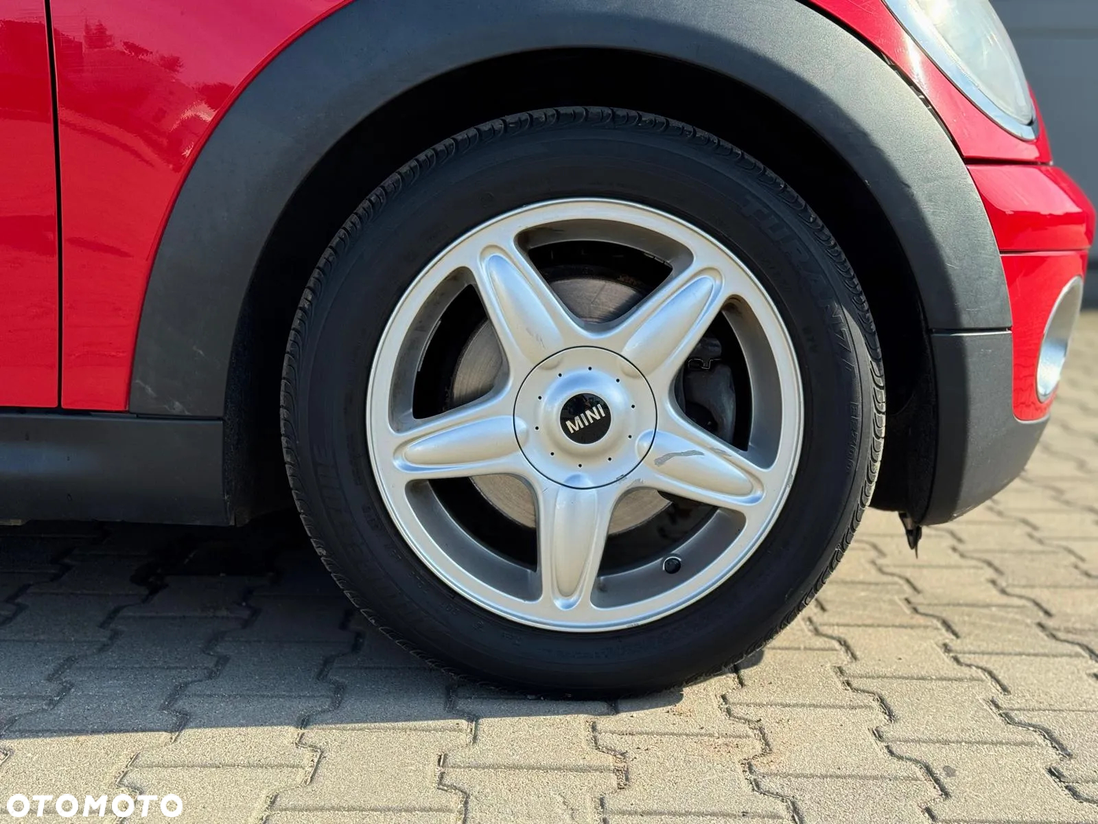 MINI Cooper Standard - 18